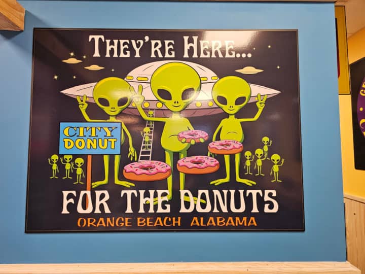 Alien art they're here for the donuts, City Donuts, Orange Beach, Alabama