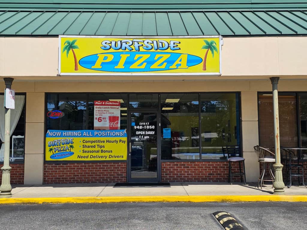 exterior of Surfside Pizza in Gulf Shores