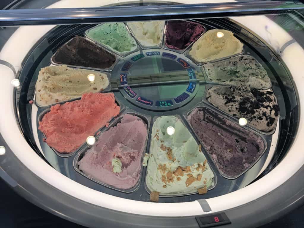 Wheel of ice cream at Pete's Ice Cream and Donuts