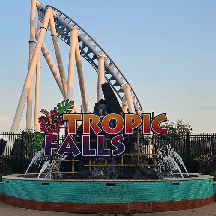 Tropic Falls at OWA Guide: Indoor Water Park, Rides, And Attractions ...