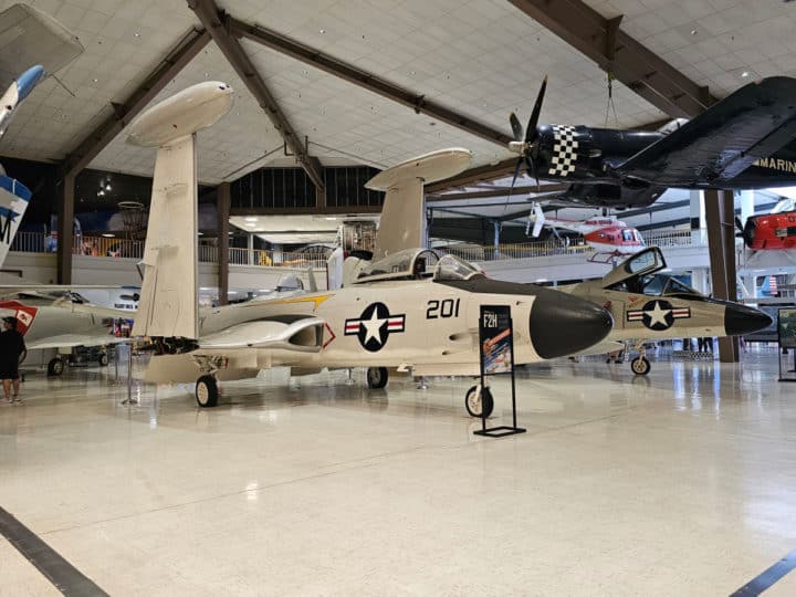 F2H plane with wings up on museum floor