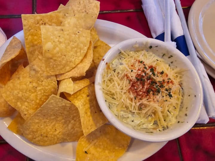 spinach artichoke dip with tortilla chips