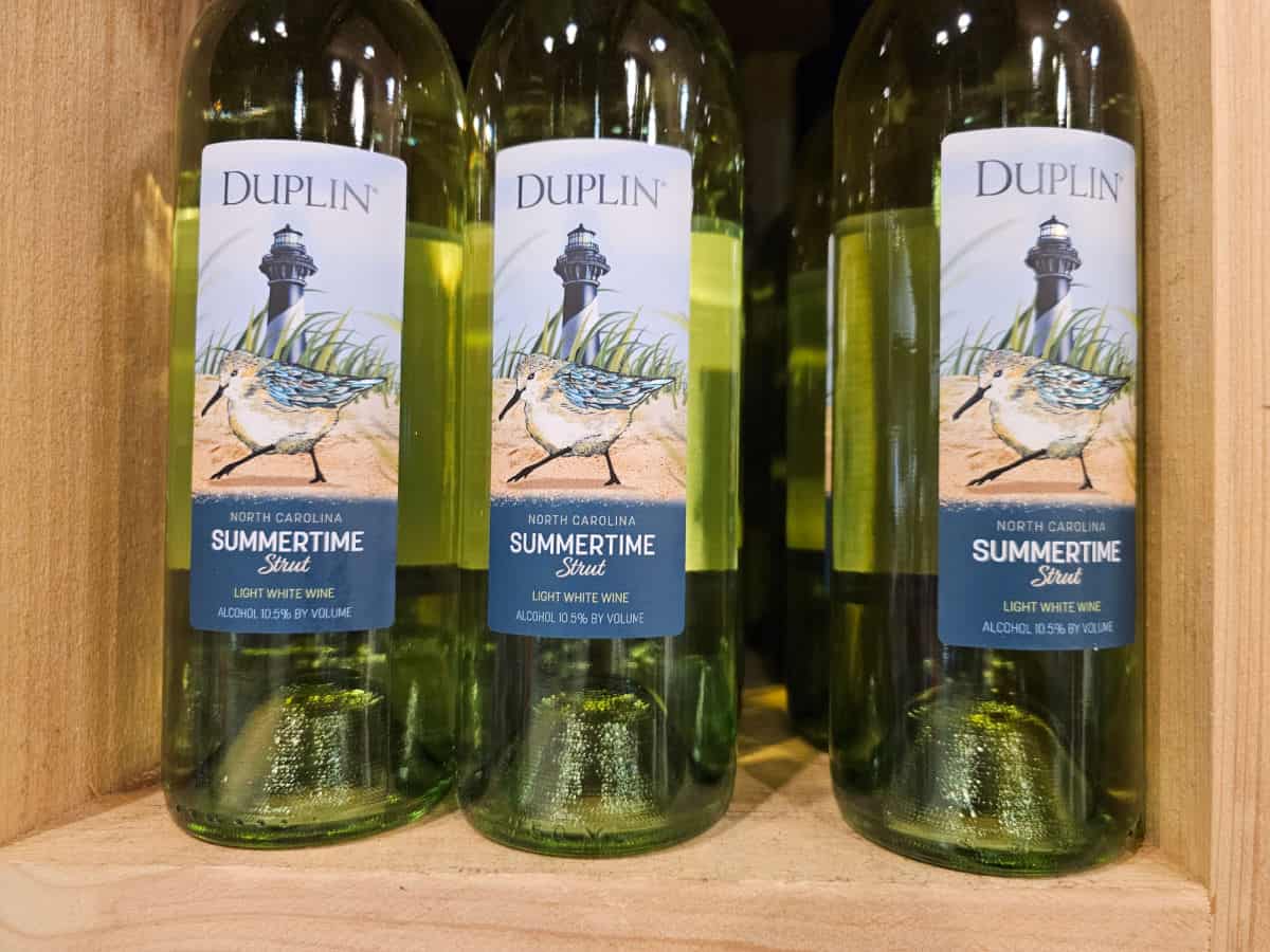 Duplin North Carolina Summertime Strut wine bottles in a box