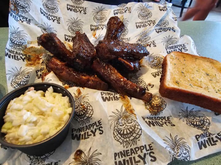 Willys Rib Ranch Cyprus Pineapple Willy's - Panama City Beach - Gulf Coast Journeys