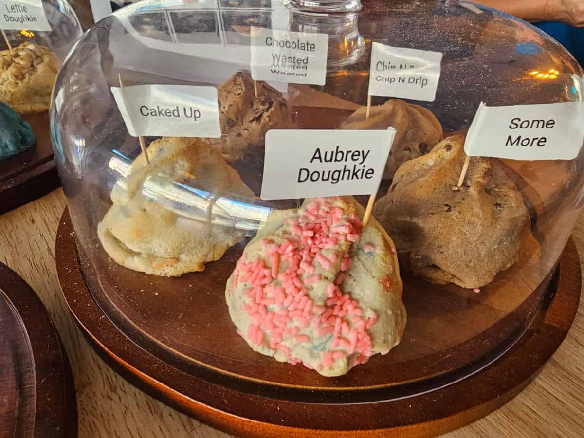 Glass covered dish with cookies inside