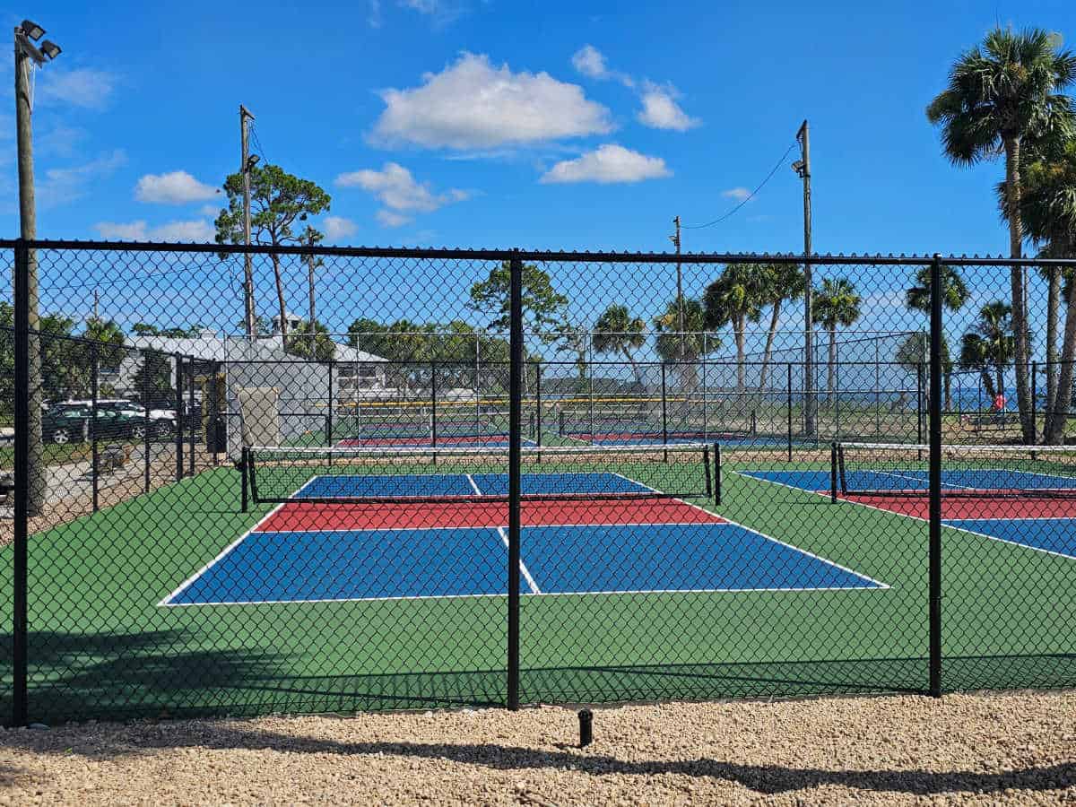 pickleball and tennis courts at Frank Pate Park
