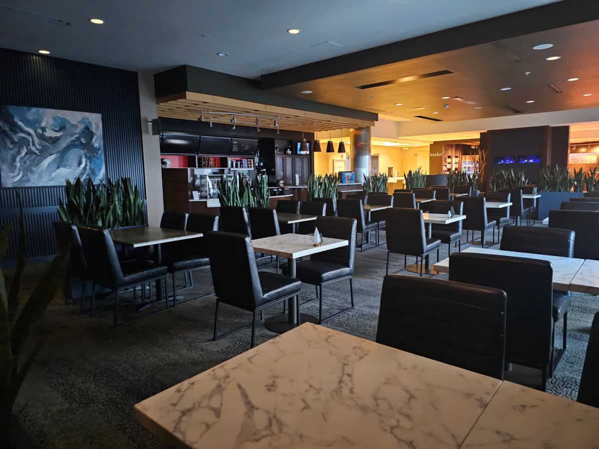 lobby restaurant with tables and chairs