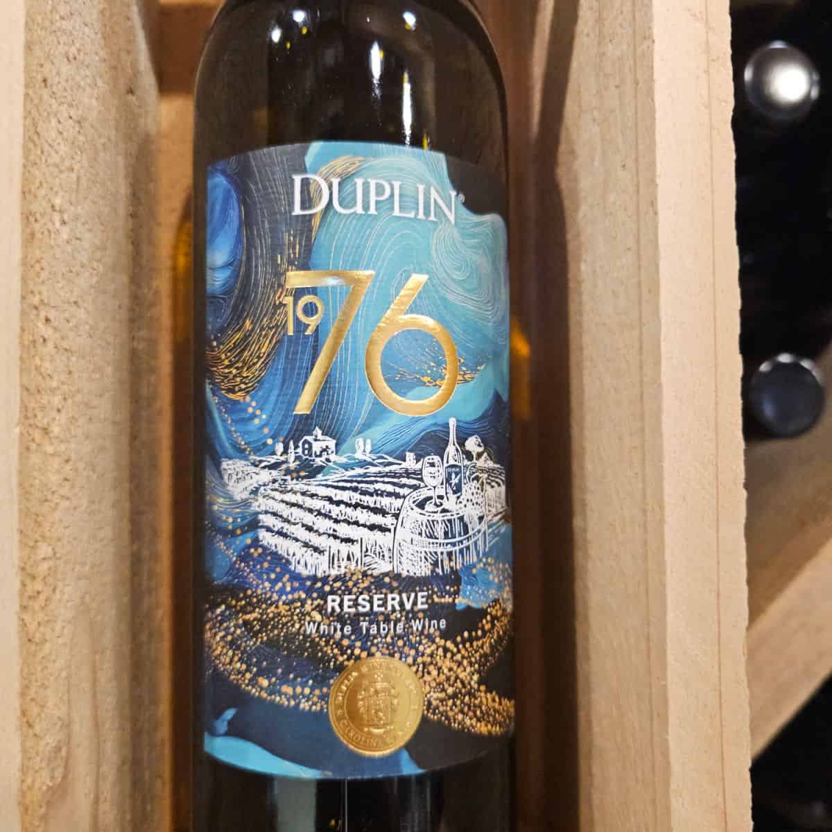 Duplin 1976 Reserve white Table wine bottle