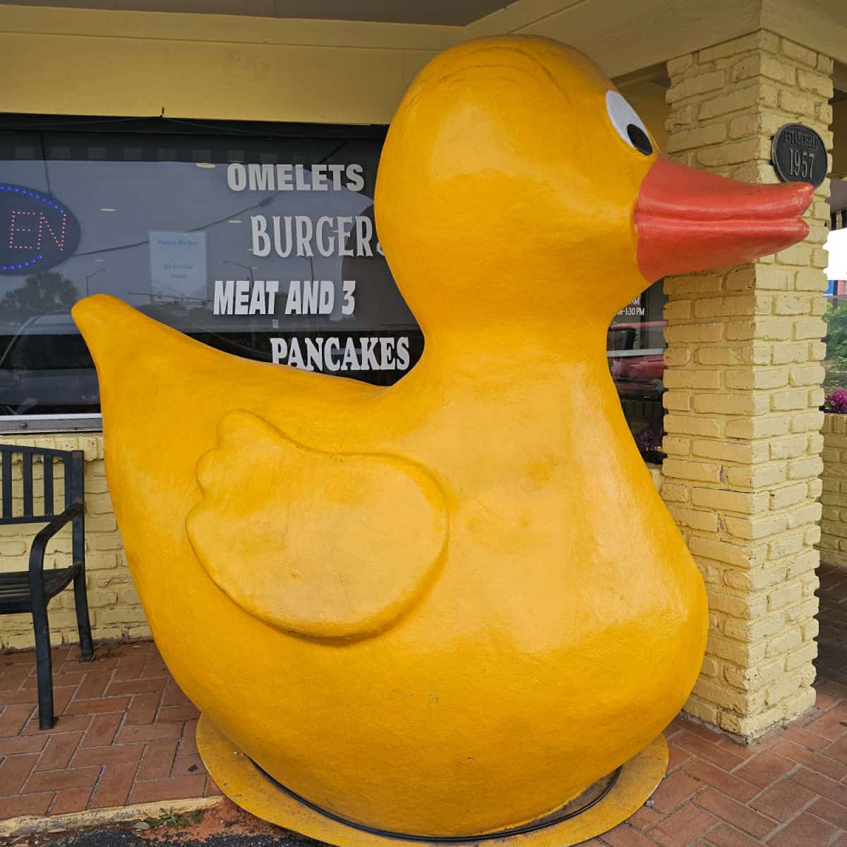 Large yellow duck outside of Ducks Diner