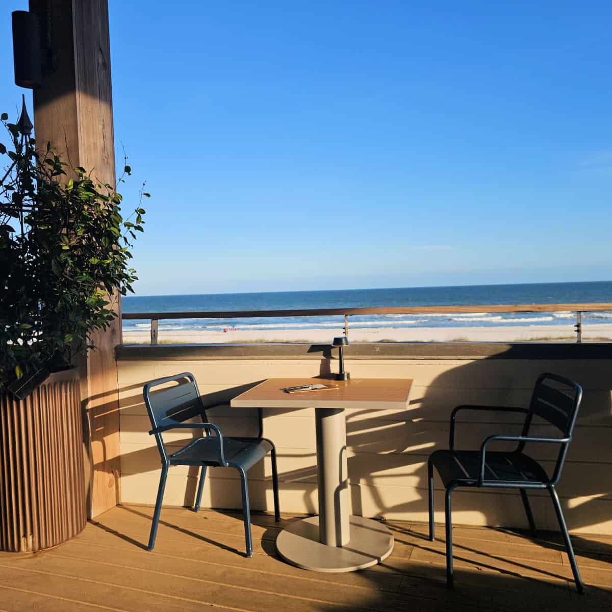 table for two with Gulf views